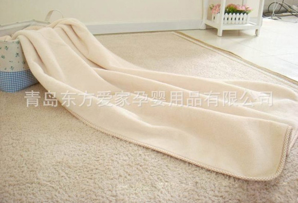 哈尼寶貝兒童毯子杏色